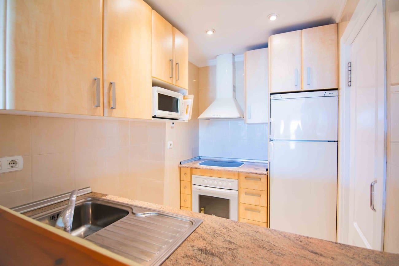 2 soveværelse Lejlighed til salg i Nerja - € 649.000 (Ref: 9124672)