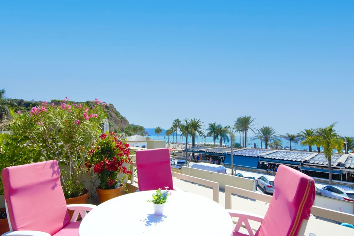 2 soveværelse Lejlighed til salg i Nerja - € 649.000 (Ref: 9124672)