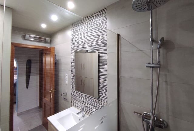 2 soveværelse Finca/Landehus til salg i Torrox med swimmingpool - € 490.000 (Ref: 9124673)