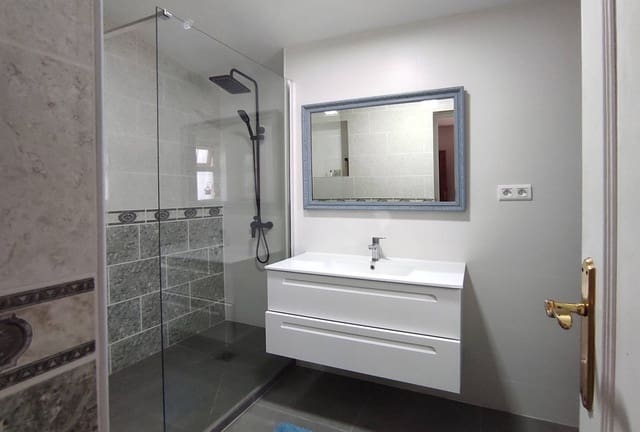 2 soveværelse Finca/Landehus til salg i Torrox med swimmingpool - € 490.000 (Ref: 9124673)