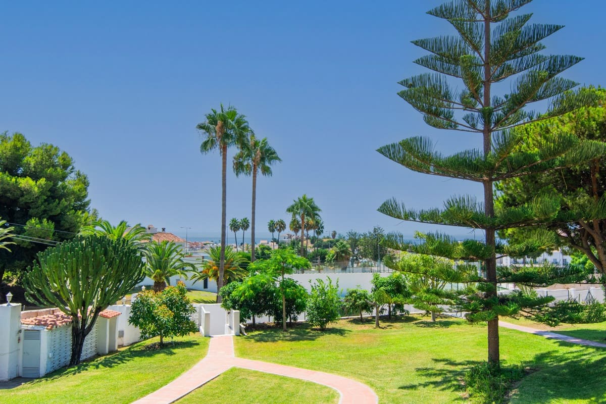 8 makuuhuone Huvila myytävänä paikassa Nerja mukana 
autotalli - 1 590 000 € (Ref: 9160822)