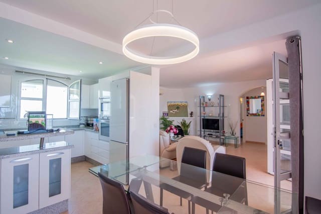 8 quarto Moradia para venda em Capistrano, Nerja com garagem - 1 590 000 € (Ref: 9160822)