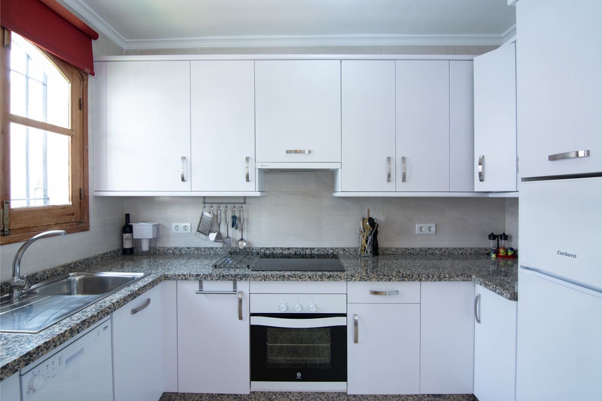 3 makuuhuone Huvila myytävänä paikassa Nerja mukana uima-altaan - 585 000 € (Ref: 9197547)