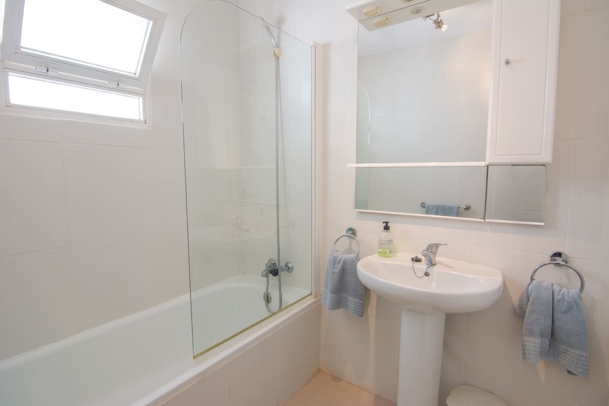 3 soveværelse Byhus til salg i Nerja med swimmingpool - € 449.000 (Ref: 9228365)