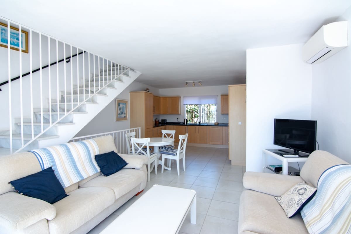 3 soveværelse Byhus til salg i Nerja med swimmingpool - € 449.000 (Ref: 9228365)