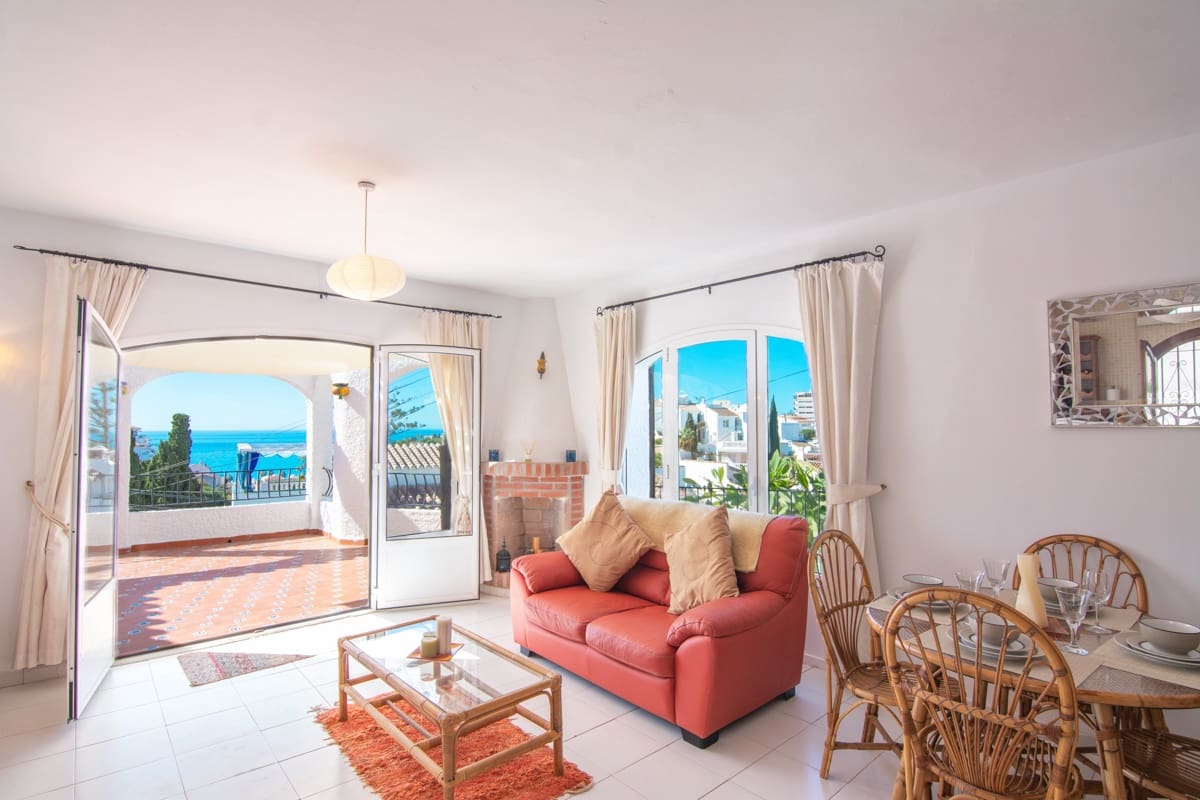 3 soveværelse Lejlighed til salg i Nerja - € 379.000 (Ref: 9232422)