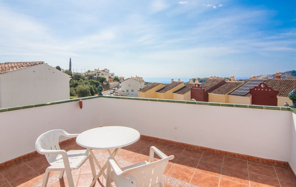 2 sovrum Villa till salu i Nerja - 525 000 € (Ref: 9321584)