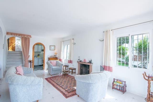 2 sovrum Villa till salu i Nerja - 525 000 € (Ref: 9321584)