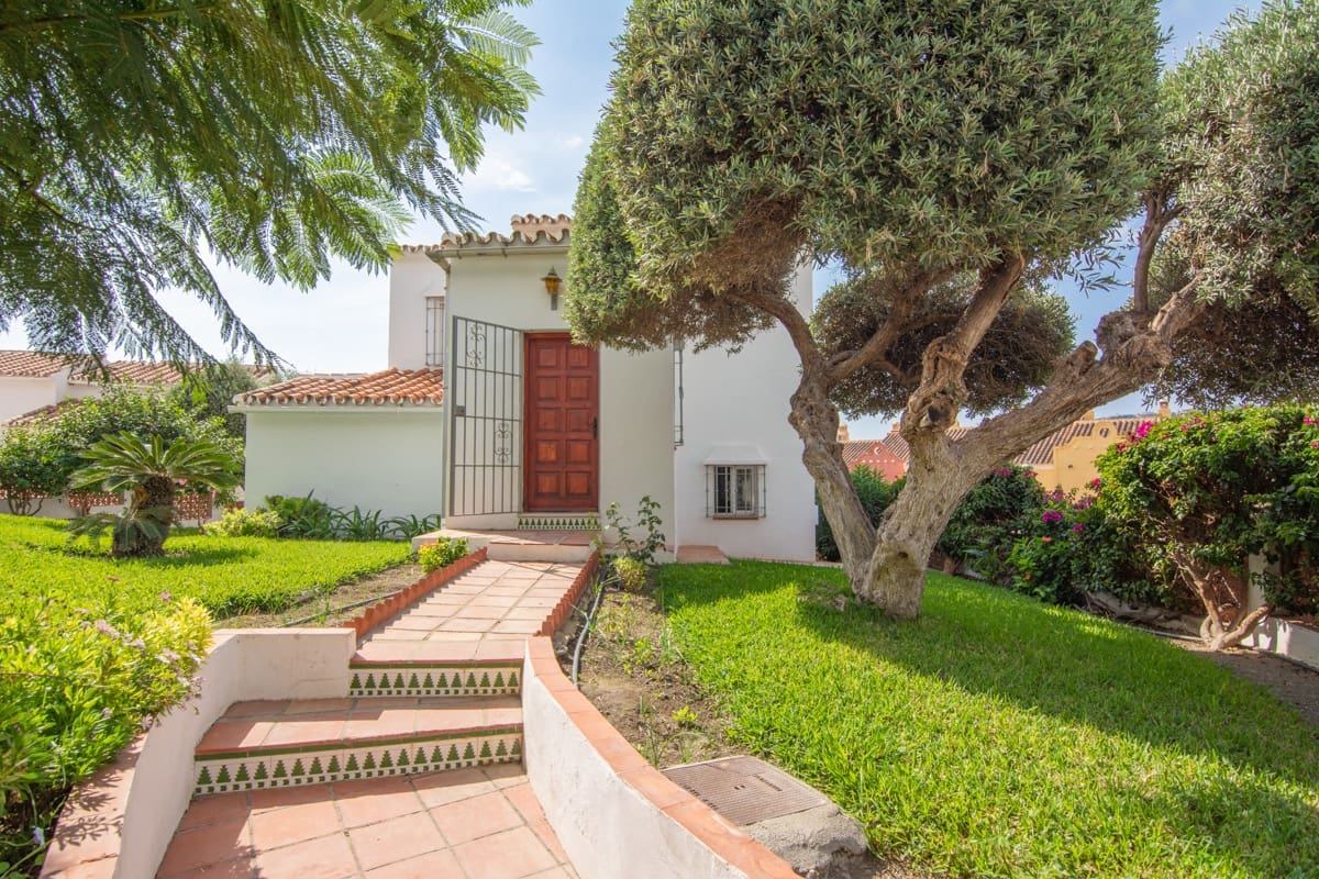 2 sovrum Villa till salu i Nerja - 525 000 € (Ref: 9321584)