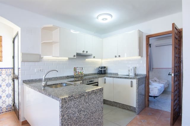 3 soveværelse Byhus til salg i Capistrano, Nerja med swimmingpool - € 395.000 (Ref: 9347006)