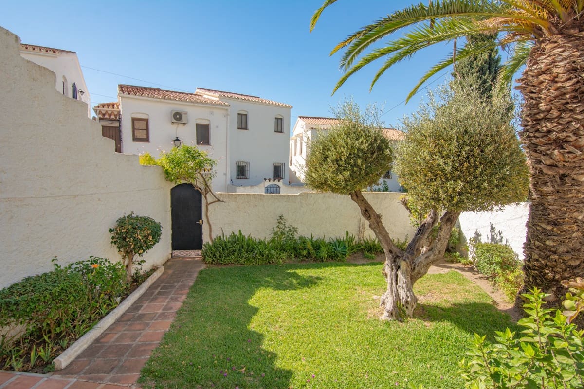 3 soverom Hus til salgs i Nerja med svømmebasseng - € 395 000 (Ref: 9347006)