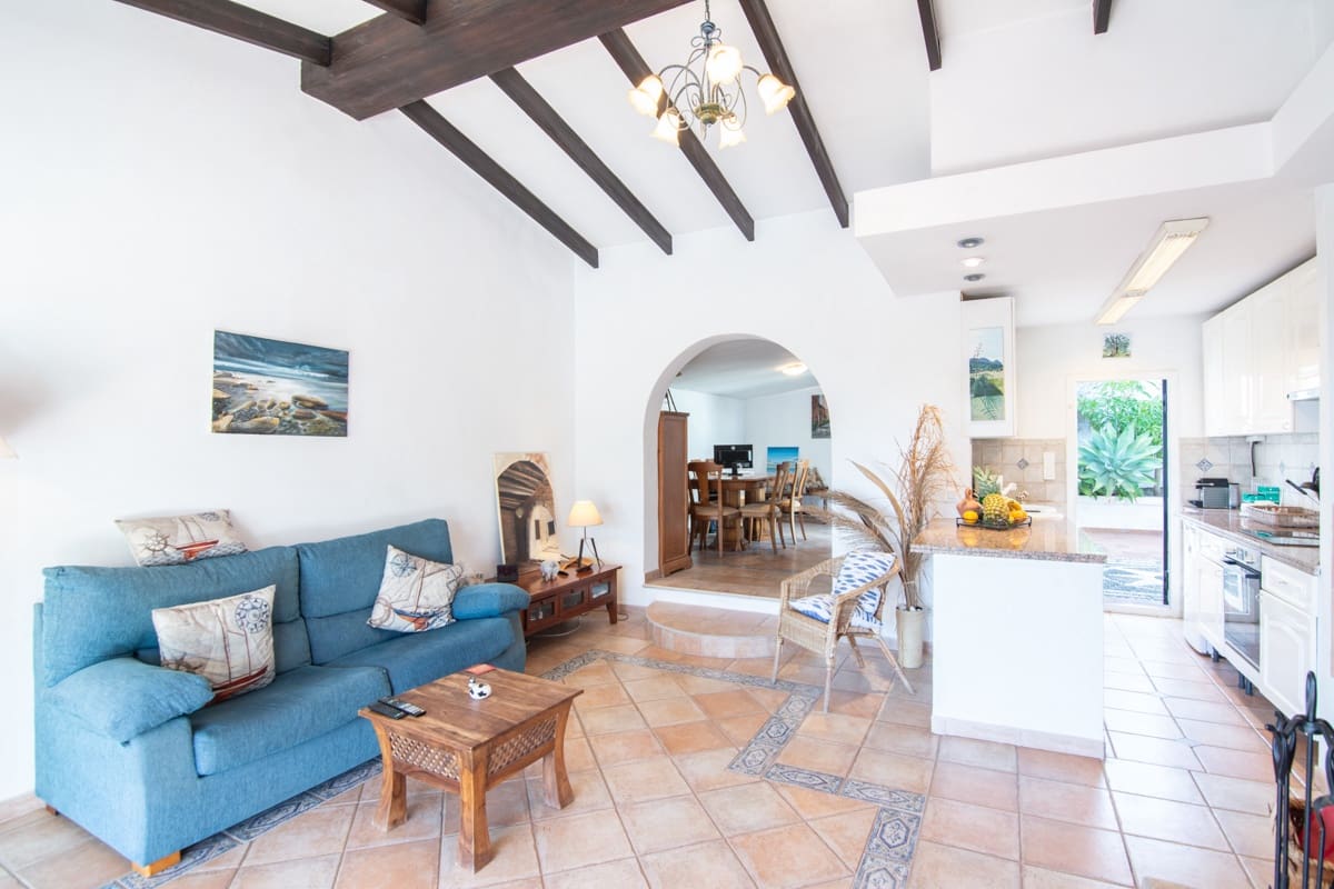 3 sovrum Villa till salu i Almunecar med pool - 749 000 € (Ref: 9348938)