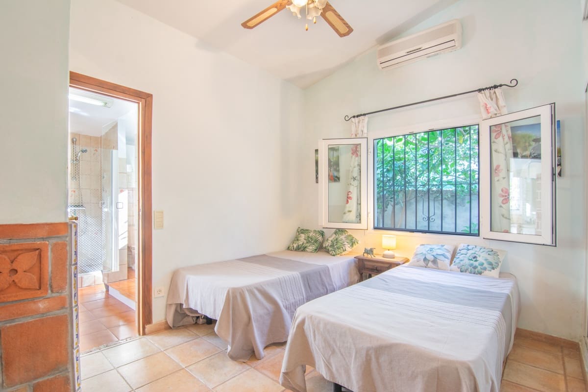 3 sovrum Villa till salu i Almunecar med pool - 749 000 € (Ref: 9348938)