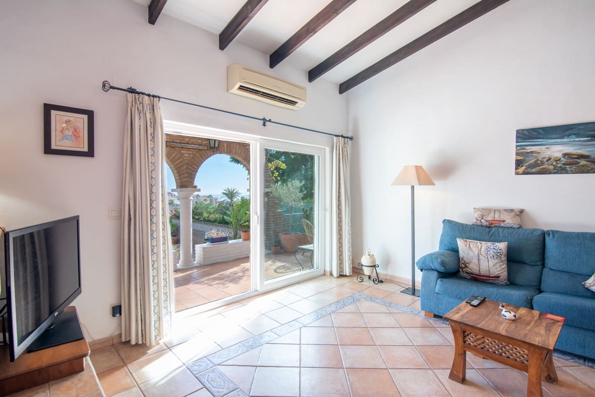 3 sovrum Villa till salu i Almunecar med pool - 749 000 € (Ref: 9348938)