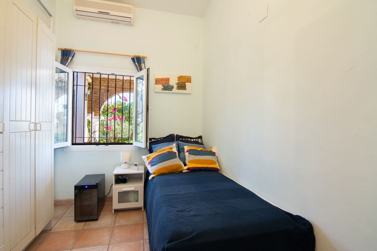 3 sovrum Villa till salu i Almunecar med pool - 749 000 € (Ref: 9348938)