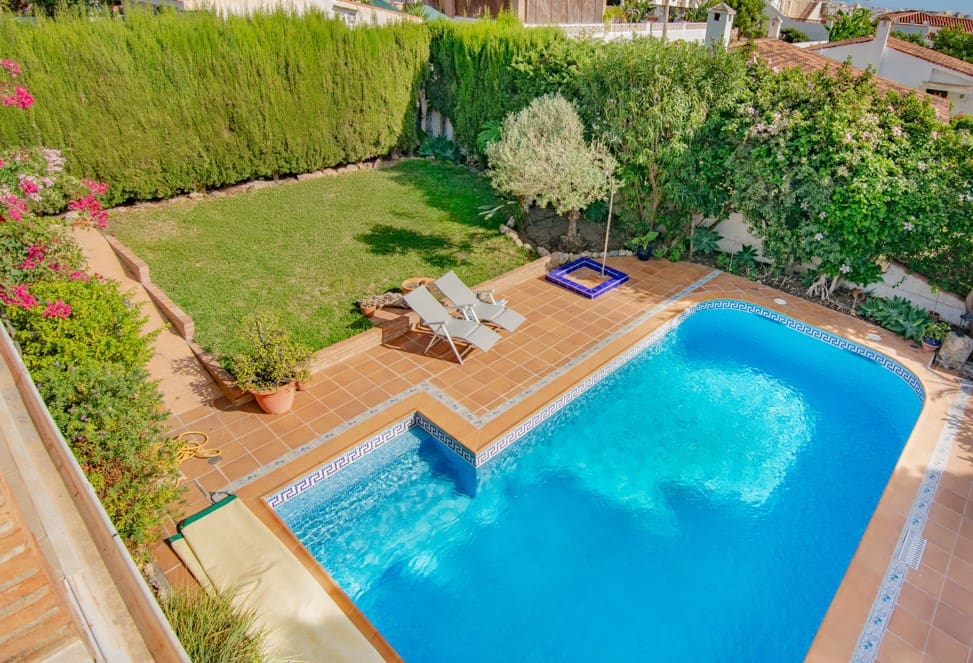 3 sovrum Villa till salu i Almunecar med pool - 749 000 € (Ref: 9348938)