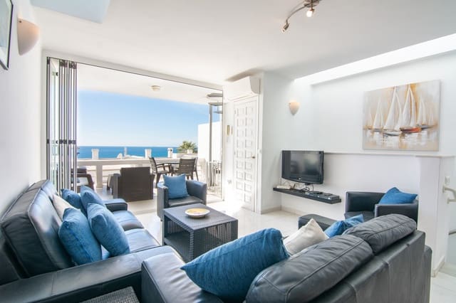 3 sypialnia Dom na sprzedaż w Nerja z basenem garażem - 825 000 € (Ref: 9374920)