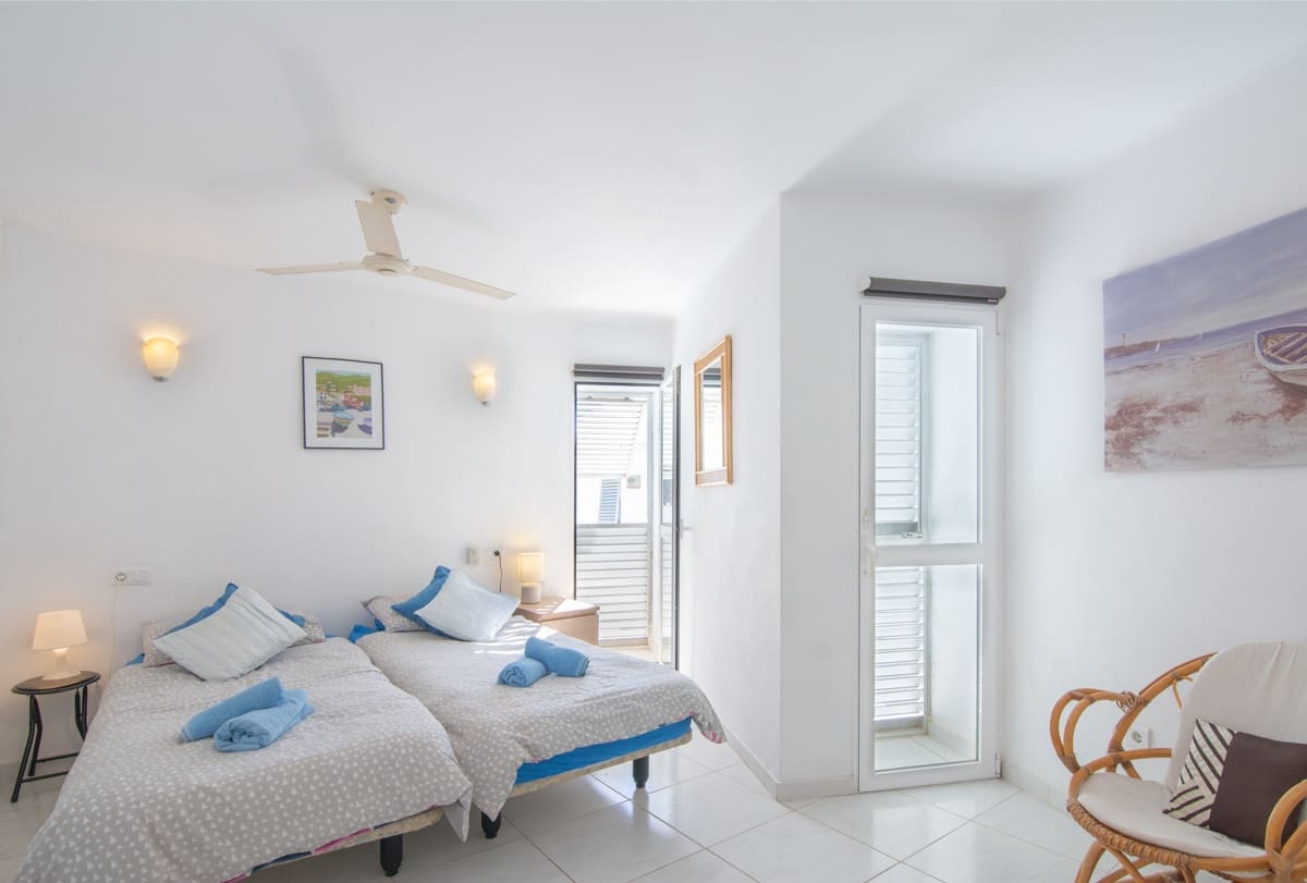 3 sypialnia Dom na sprzedaż w Nerja z basenem garażem - 825 000 € (Ref: 9374920)