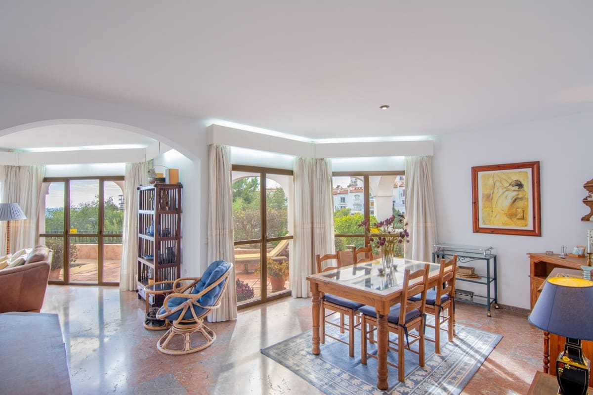 2 sypialnia Willa na sprzedaż w Nerja z basenem garażem - 849 000 € (Ref: 9385071)