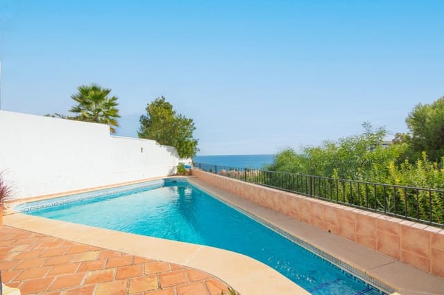 2 sypialnia Willa na sprzedaż w Burriana, Nerja z basenem garażem - 849 000 € (Ref: 9385071)