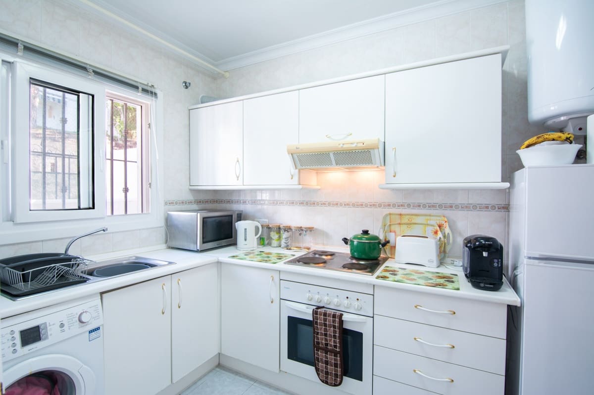 2 sypialnia Bungalow na sprzedaż w Torrox Park z basenem - 279 000 € (Ref: 9413549)