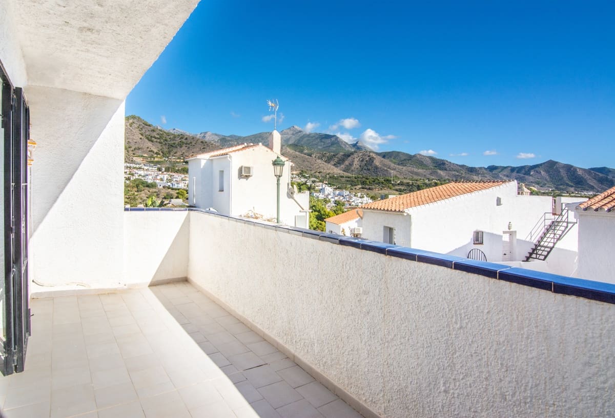 4 camera da letto Villa in vendita in Nerja con piscina garage - 699.000 € (Rif: 9430722)