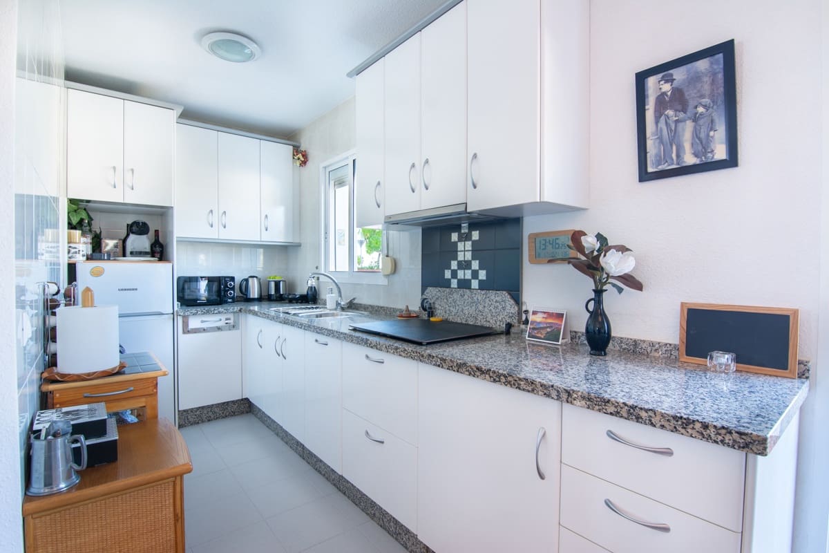 1 Zimmer Apartment zu verkaufen in Torrox Park mit Pool - 175.000 € (Ref: 9501805)