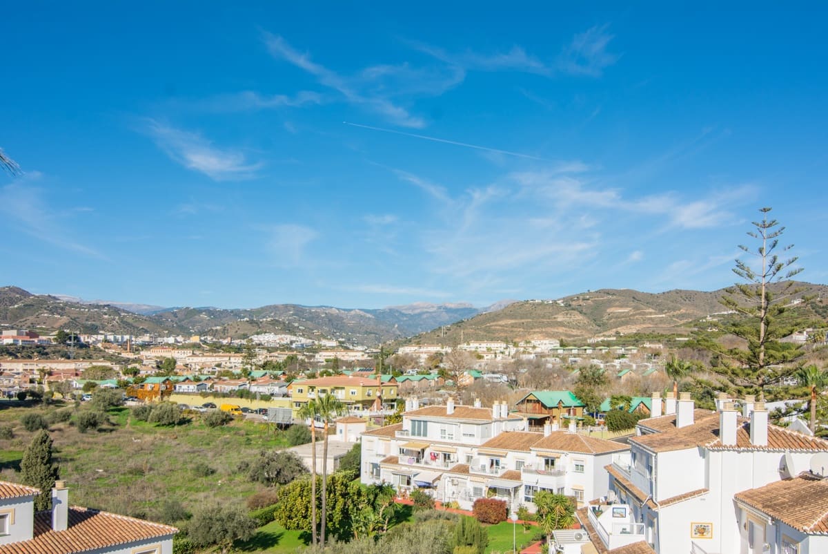 1 Zimmer Apartment zu verkaufen in Torrox Park mit Pool - 175.000 € (Ref: 9501805)