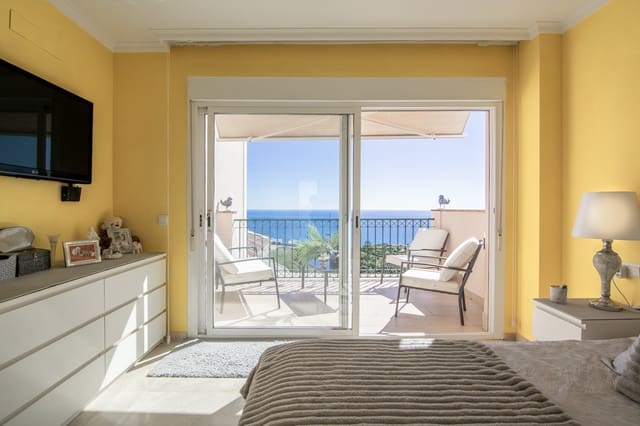 3 quarto Moradia para venda em El Peñoncillo, Torrox com piscina - 795 000 € (Ref: 9610759)