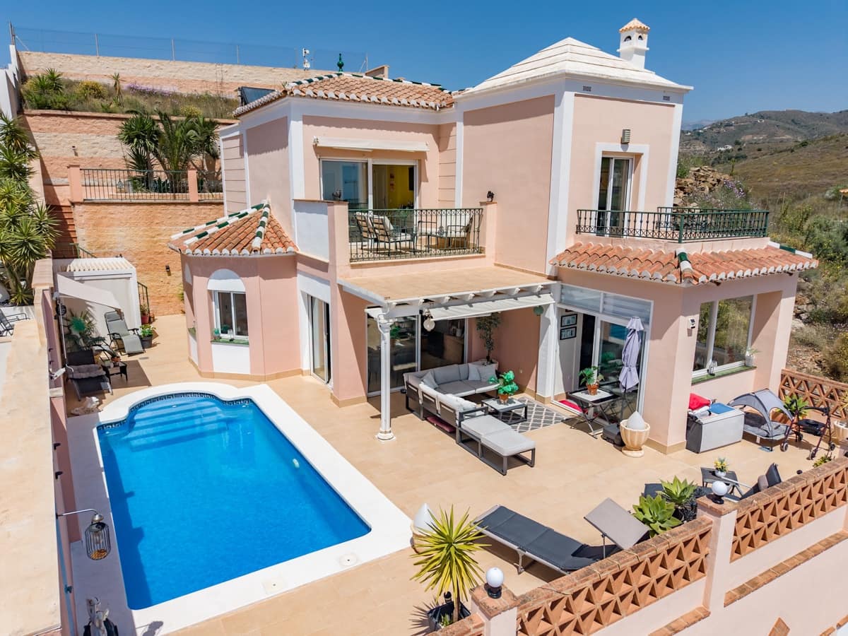 3 quarto Moradia para venda em El Penoncillo com piscina garagem - 795 000 € (Ref: 9610759)