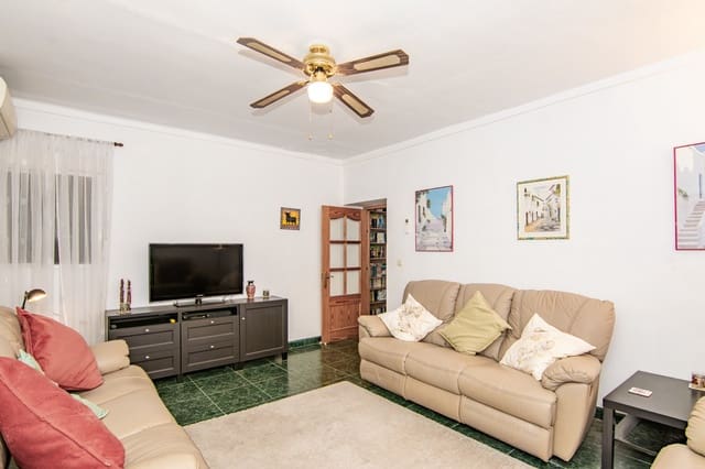 6 soveværelse Byhus til salg i Torrox Pueblo, Torrox - € 299.000 (Ref: 9618873)