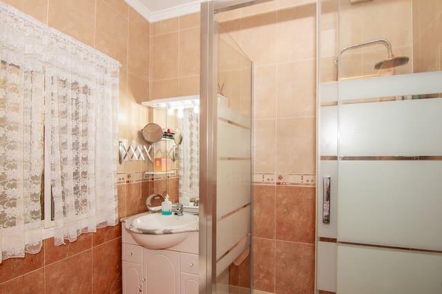 6 soveværelse Byhus til salg i Torrox Pueblo, Torrox - € 299.000 (Ref: 9618873)