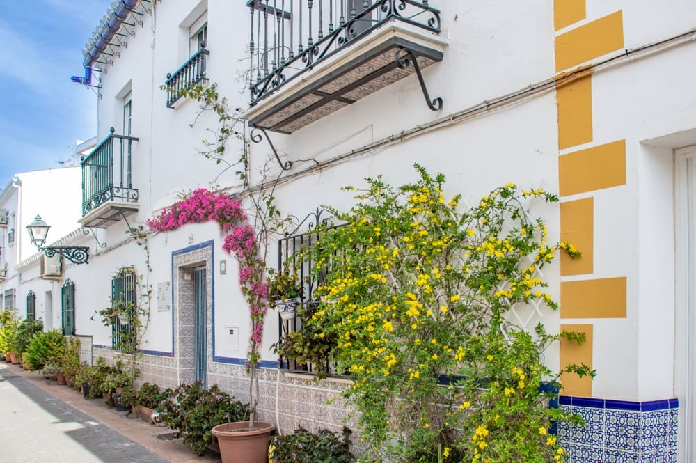 6 bedroom Townhouse for sale in Torrox - € 299,000 (Ref: 9618873)