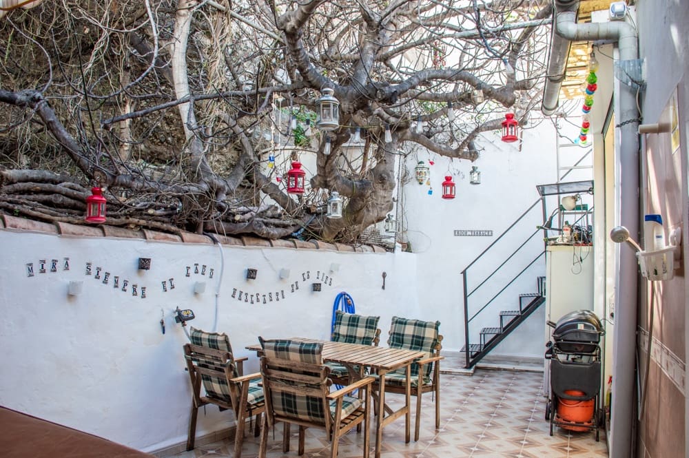 6 bedroom Townhouse for sale in Torrox - € 299,000 (Ref: 9618873)