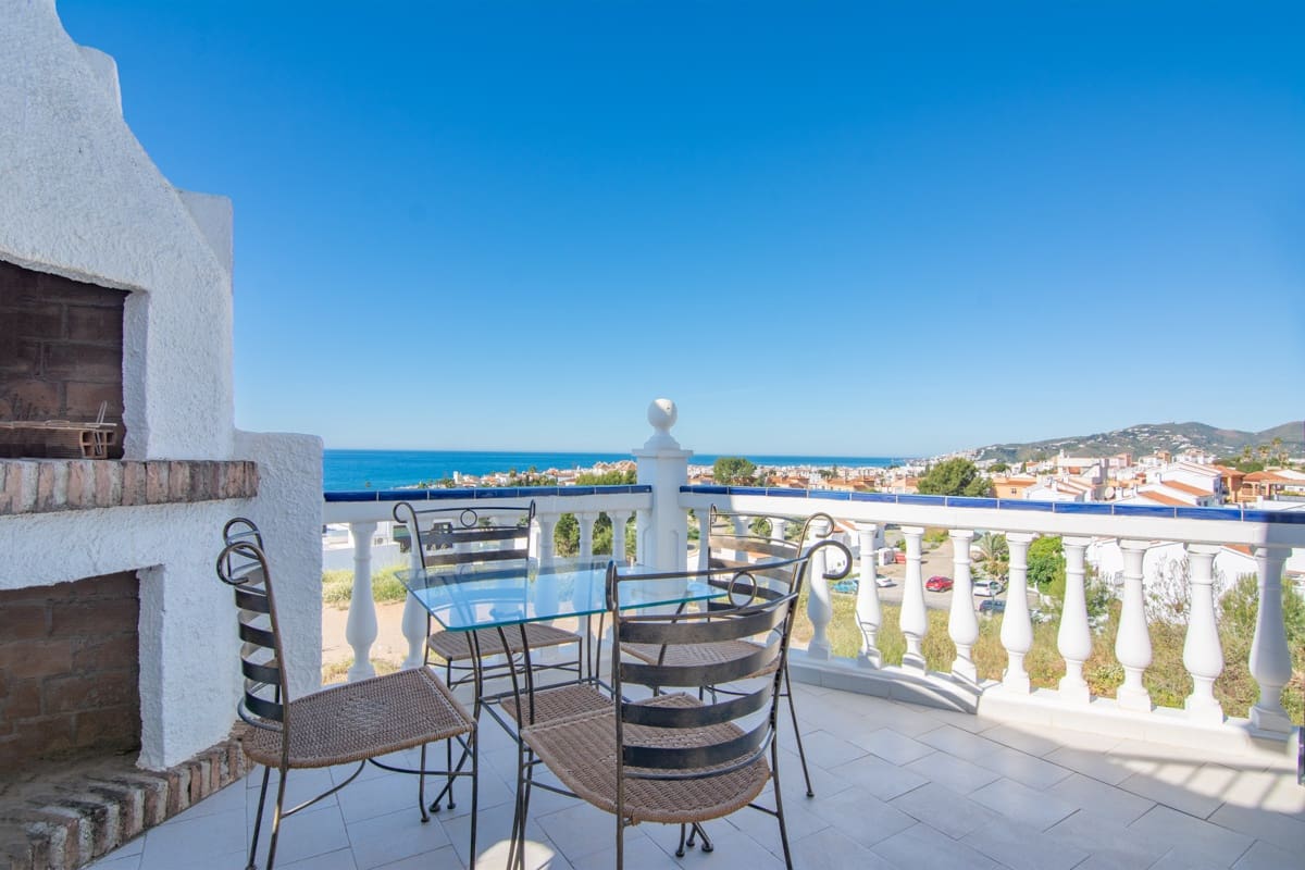 7 soverom Villa til salgs i Nerja med svømmebasseng - € 699 000 (Ref: 9780221)