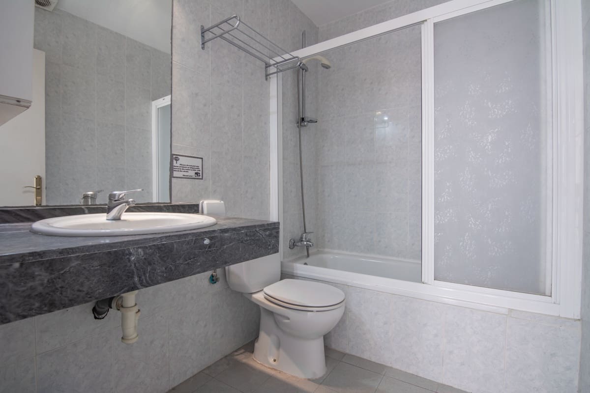 7 soverom Villa til salgs i Nerja med svømmebasseng - € 699 000 (Ref: 9780221)