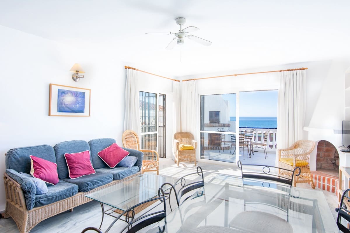 7 soverom Villa til salgs i Nerja med svømmebasseng - € 699 000 (Ref: 9780221)