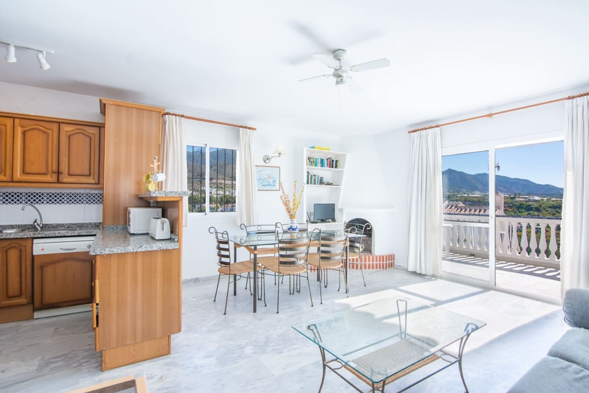 7 soverom Villa til salgs i Nerja med svømmebasseng - € 699 000 (Ref: 9780221)