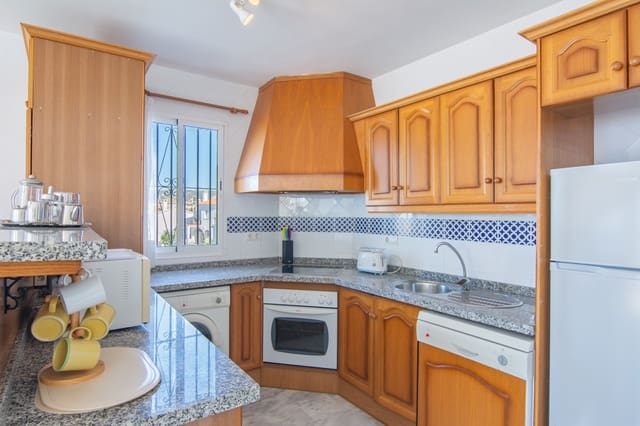 7 soverom Villa til salgs i Burriana, Nerja med svømmebasseng - € 699 000 (Ref: 9780221)