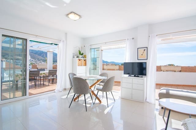 3 chambre Villa/Maison à vendre à Burriana, Nerja avec piscine garage - 799 000 € (Ref: 9790767)