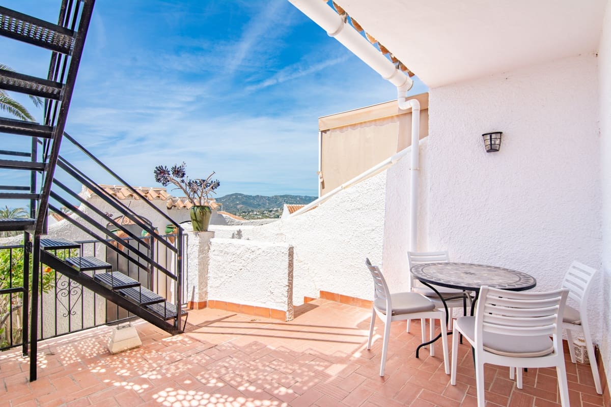 2 quarto Apartamento para venda em Nerja com piscina - 315 000 € (Ref: 9796140)