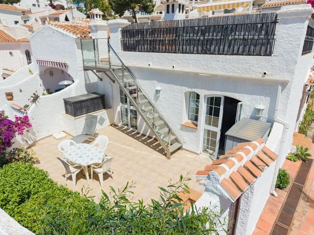 2 soverom Leilighet til salgs i Nerja med svømmebasseng - € 375 000 (Ref: 9835968)