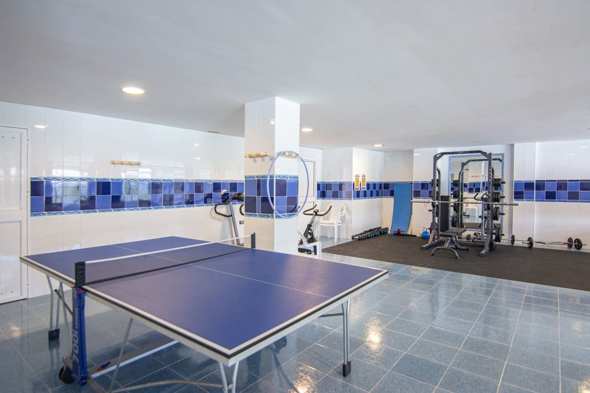 2 bedroom Apartment for sale in Nerja with pool garage - € 359,000 (Ref: 9855058)