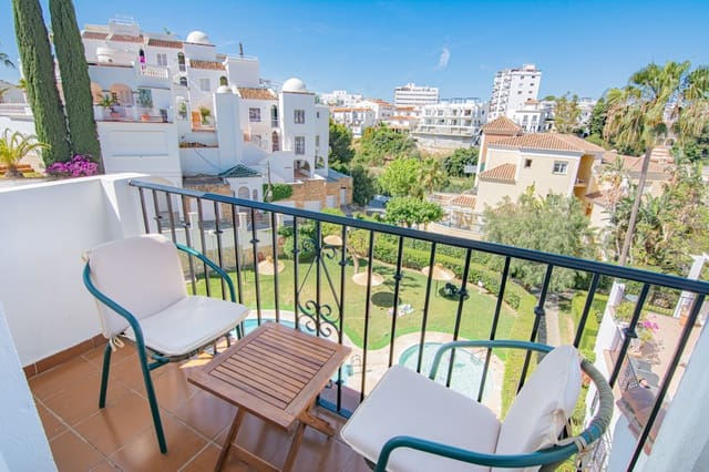 2 bedroom Apartment for sale in Burriana, Nerja with pool garage - € 359,000 (Ref: 9855058)