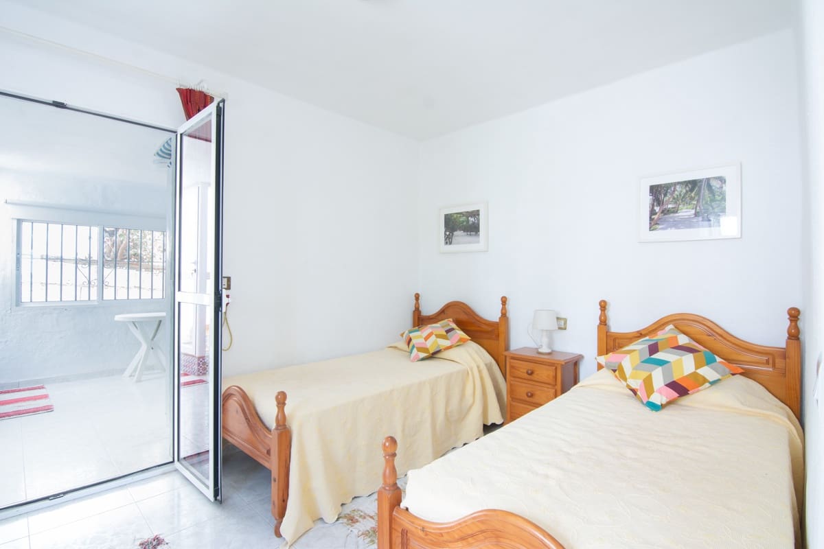 2 soveværelse Byhus til salg i Nerja med swimmingpool - € 365.000 (Ref: 9868287)