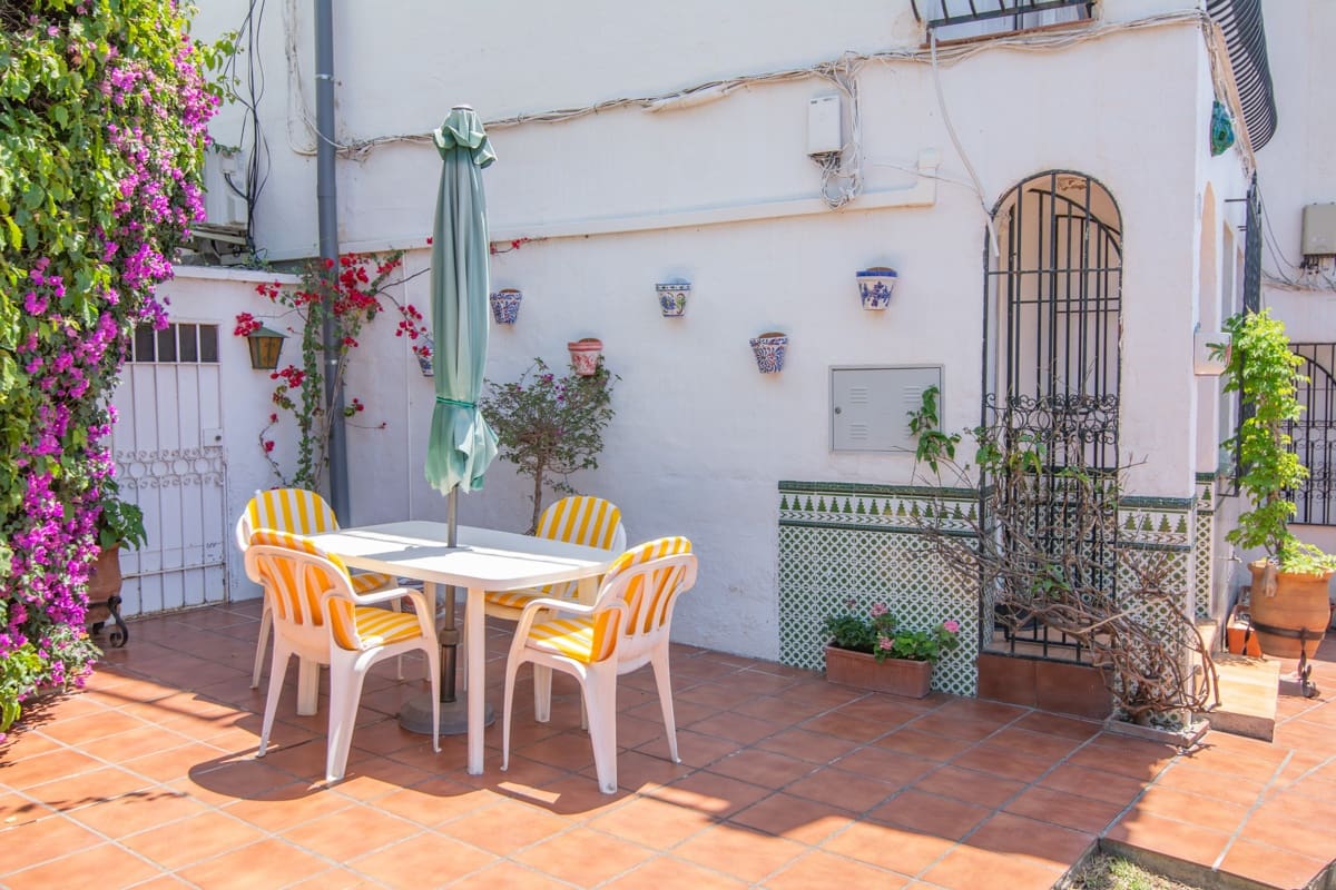 2 soveværelse Byhus til salg i Nerja med swimmingpool - € 365.000 (Ref: 9868287)