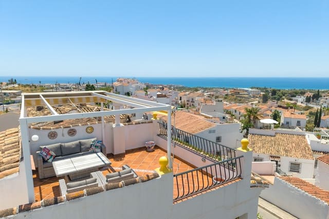 2 soveværelse Byhus til salg i Nerja med swimmingpool - € 365.000 (Ref: 9868287)