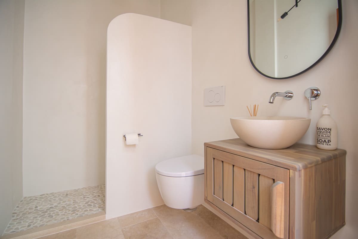 2 bedroom Townhouse for sale in Nerja with pool - € 690,000 (Ref: 9880651)