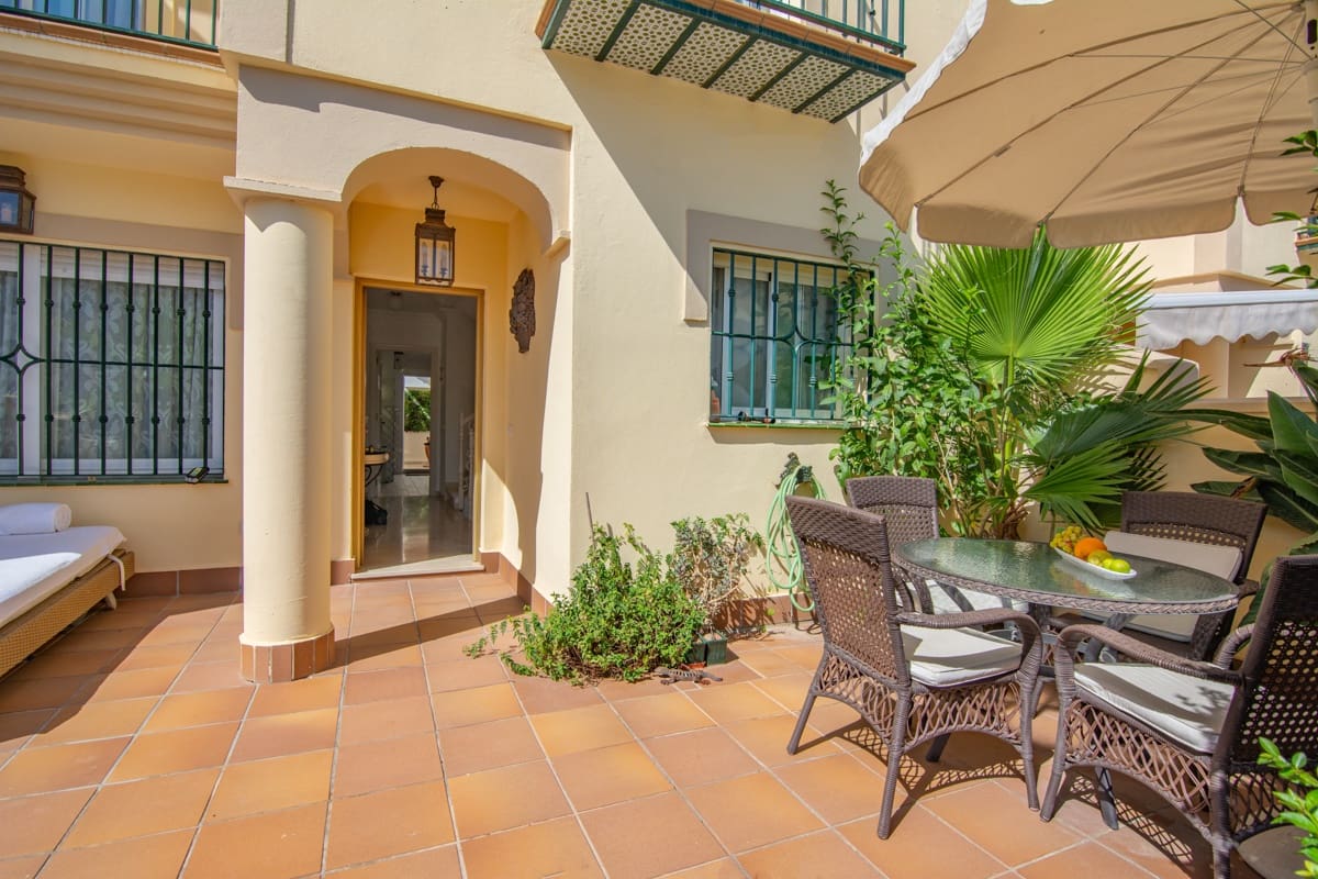 2 Zimmer Haus zu verkaufen in Torrox-Costa mit Pool Garage - 395.000 € (Ref: 9915305)