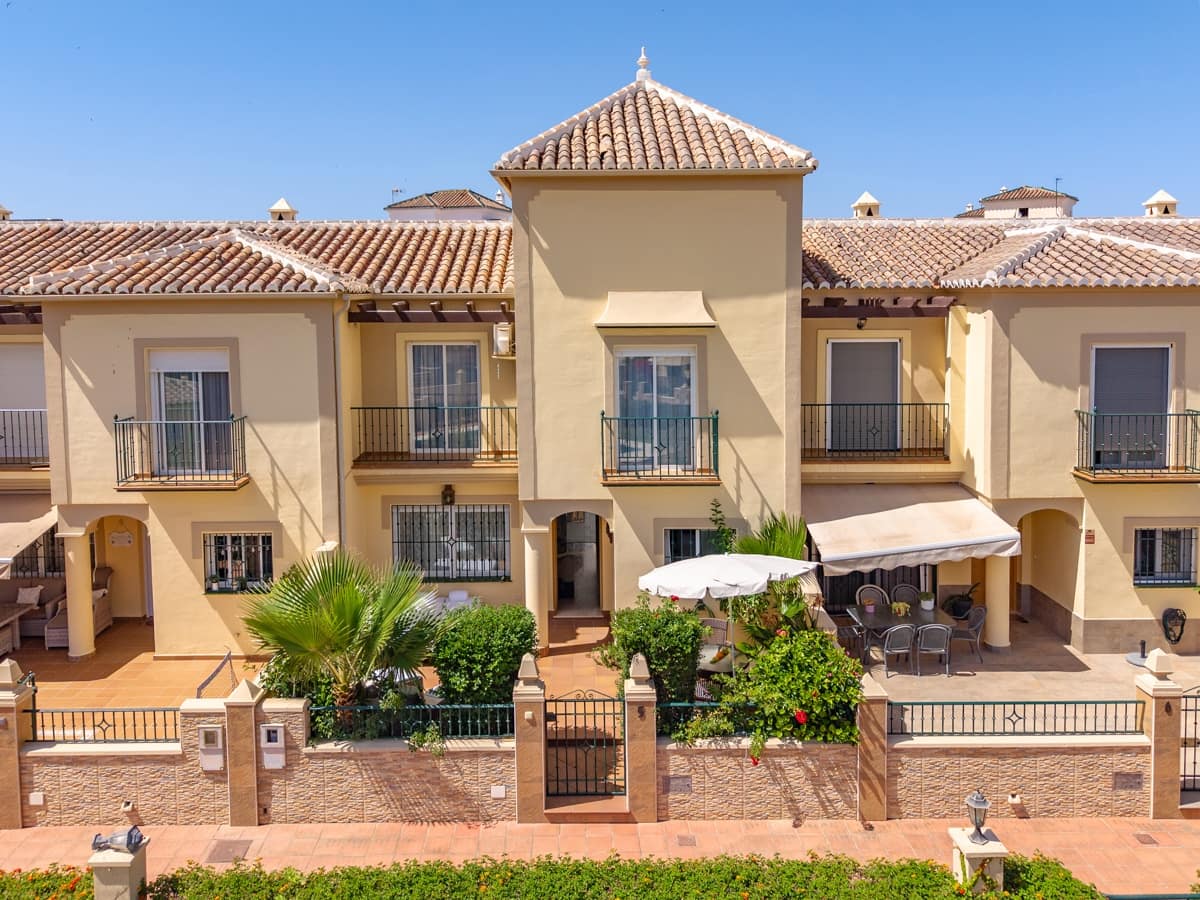 2 bedroom Townhouse for sale in Torrox-Costa with pool garage - € 395,000 (Ref: 9915305)